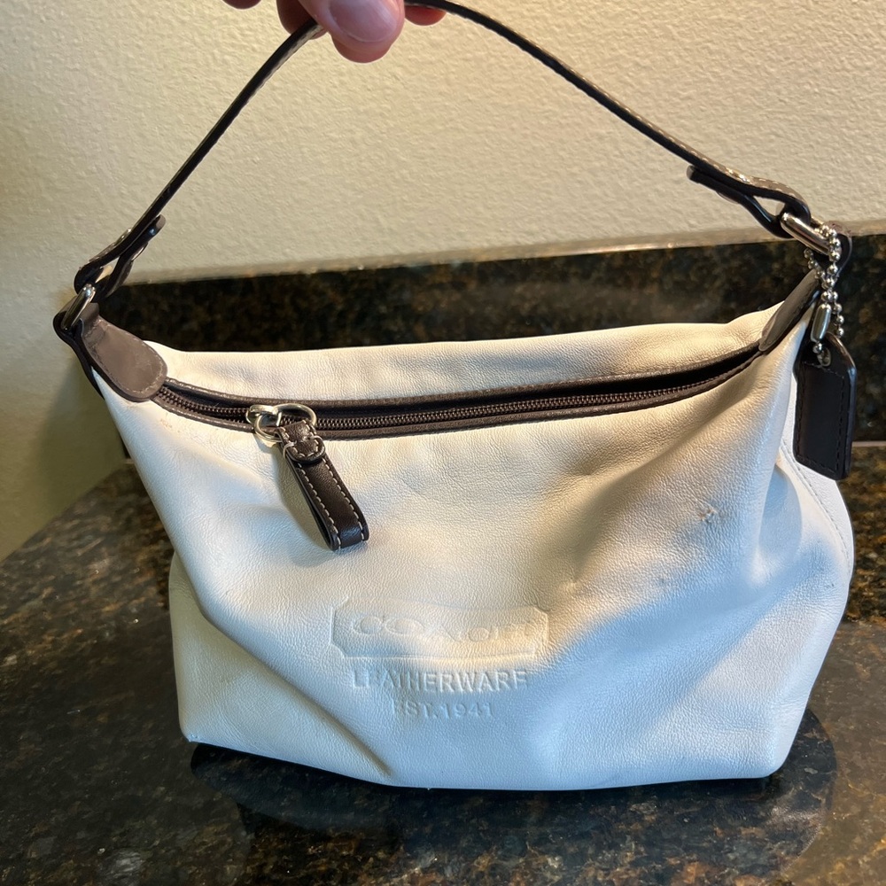 Coach White and Brown Leather Shoulder Bag